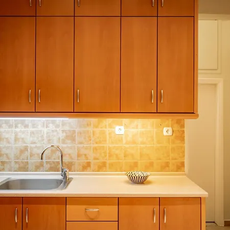 Kassandra 3br Apartmet Near White Tower By Midas *