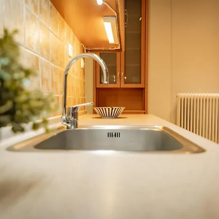 Kassandra 3br Apartmet Near White Tower By Midas *