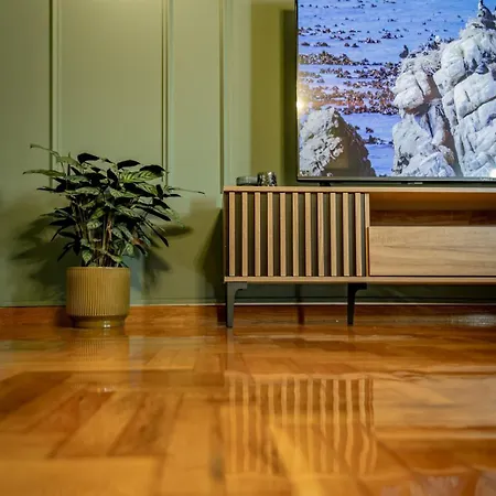 Kassandra 3br Apartmet Near White Tower By Midas Salonicco